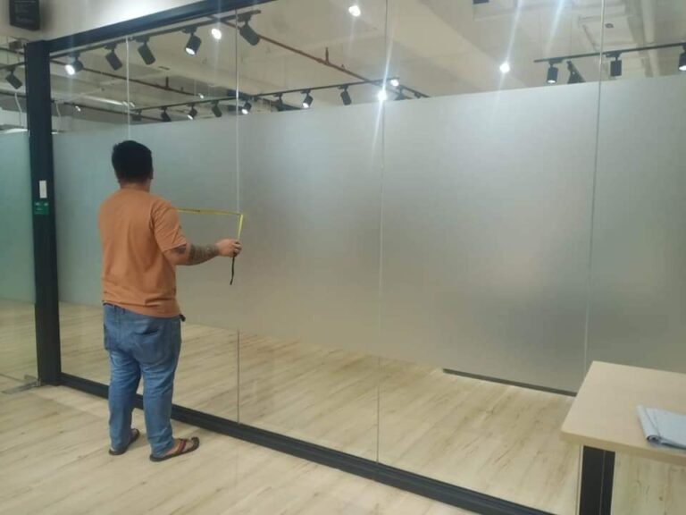 Alveo Makati - Fixed Frosted Tempered Glass Wall Panel